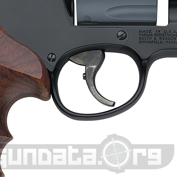 Smith and Wesson Model 327 Photo 3